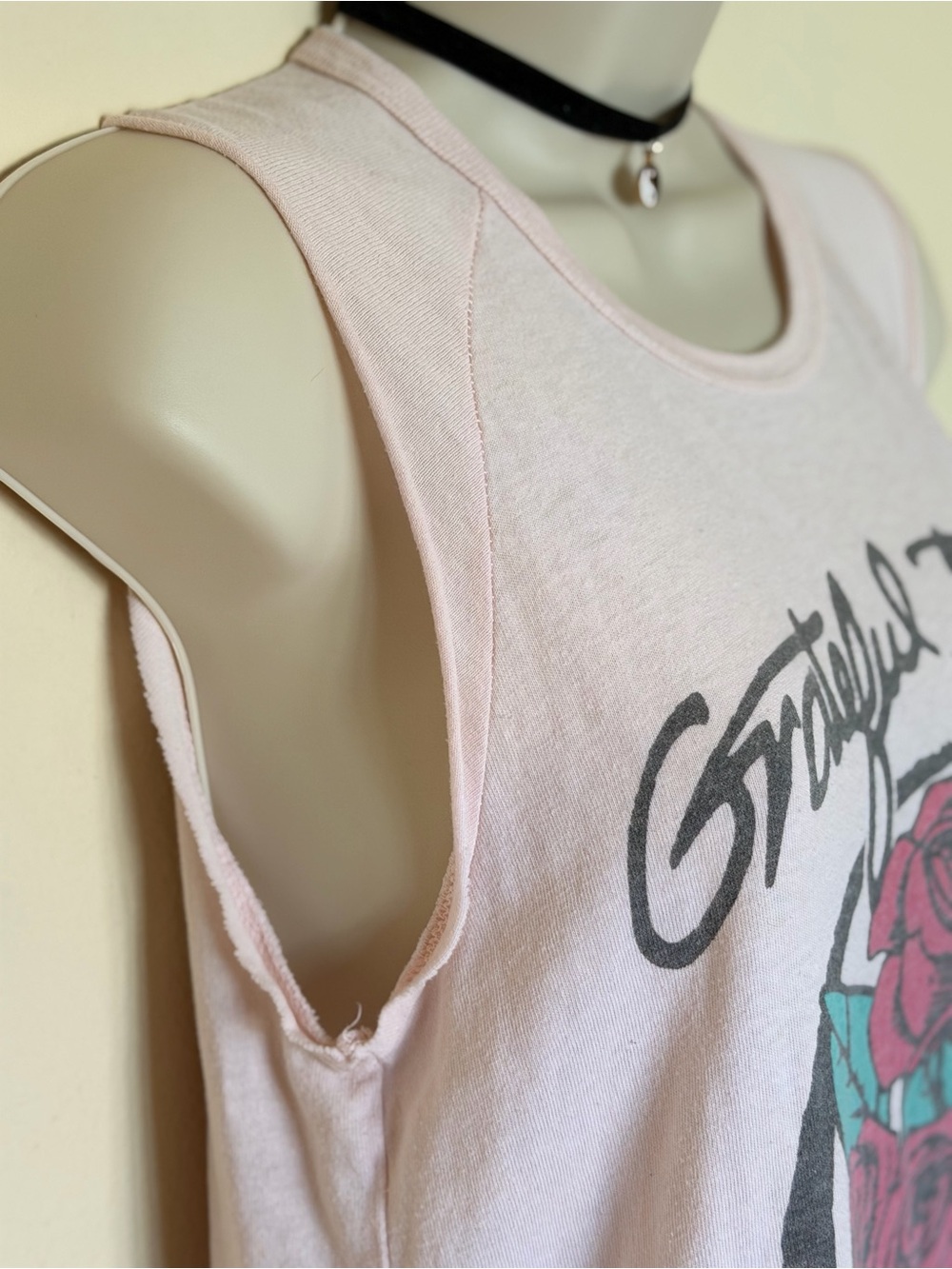 Small Junk Food Grateful Dead Light Pink Rose Graphic Tank Top - Picture 2 of 14